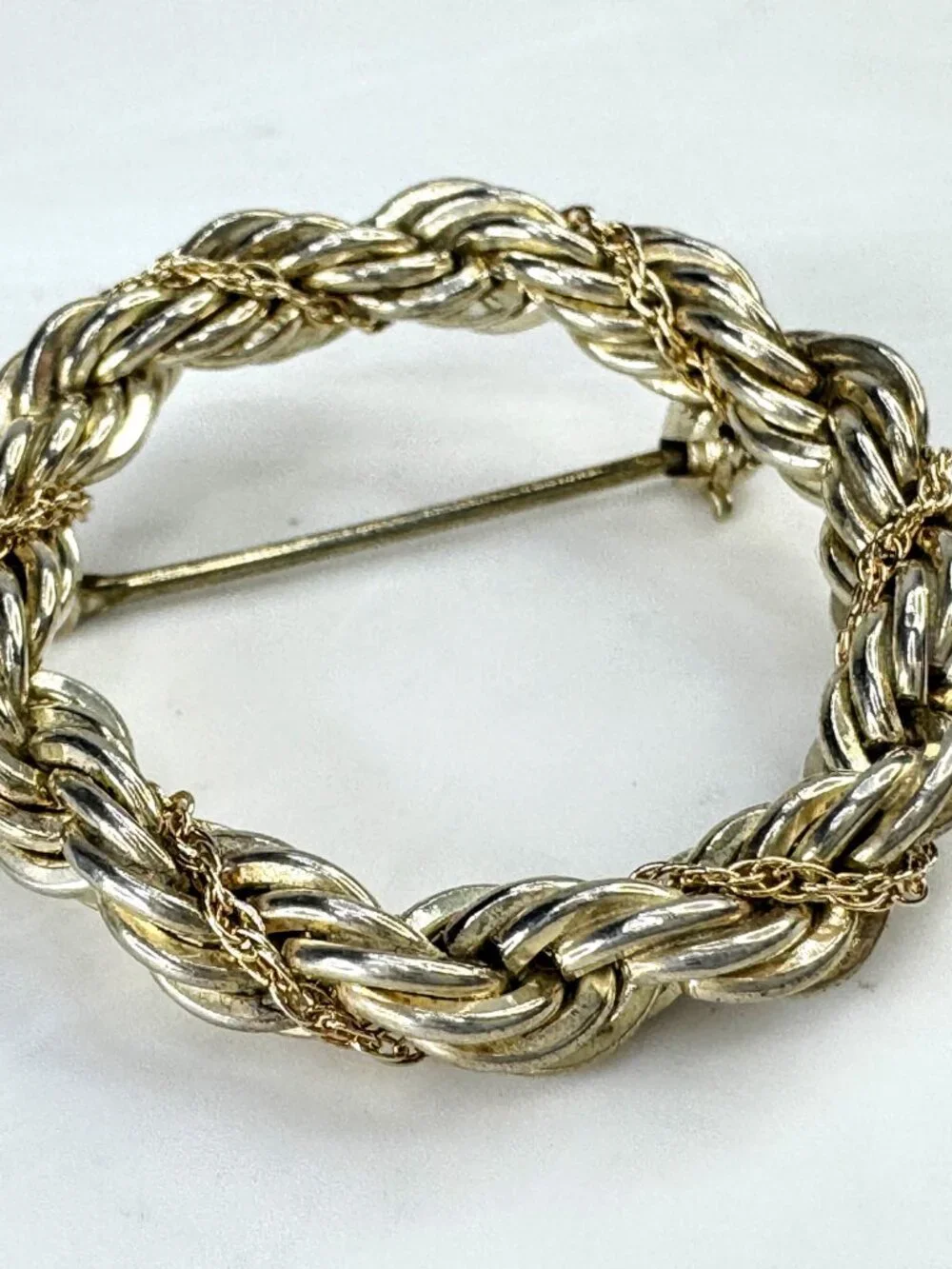 Vintage Tiffany & Co. 18K Gold Sterling Silver Twist Rope Wreath Brooch JR1878